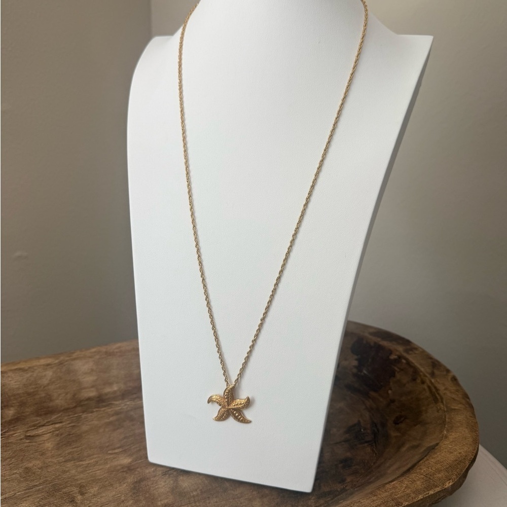 Gold Tone Starfish Pendant Necklace on Long Chain